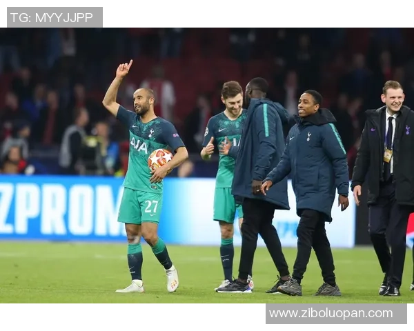 欧冠半决赛阿贾克斯与热刺次回合激战回顾与精彩瞬间分析